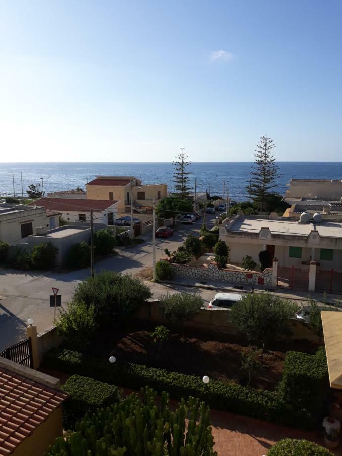 Casa Vacanze L'Orizzonte Lejlighedshotel Valderice Eksteriør billede