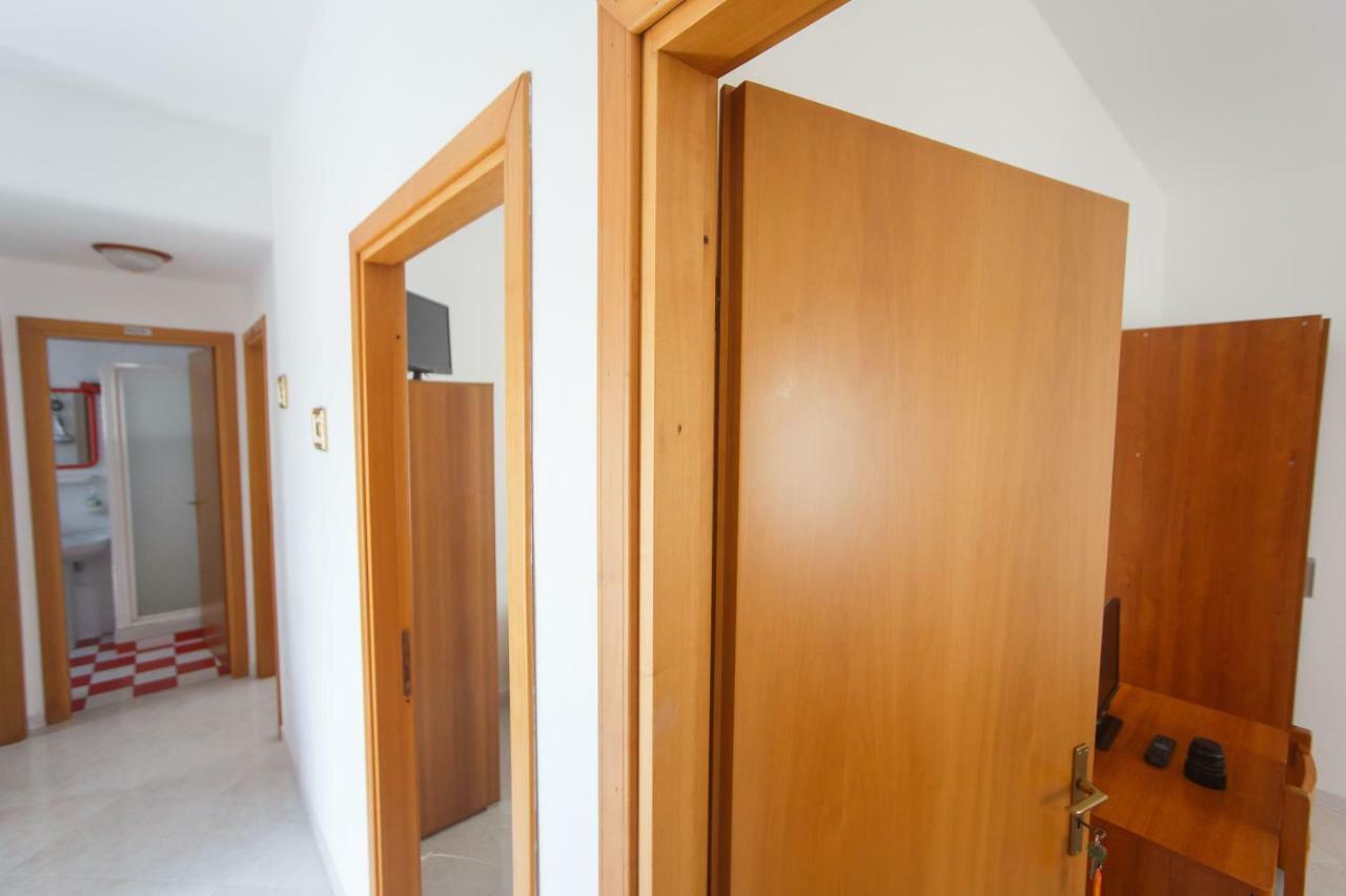 Casa Vacanze L'Orizzonte Lejlighedshotel Valderice Eksteriør billede